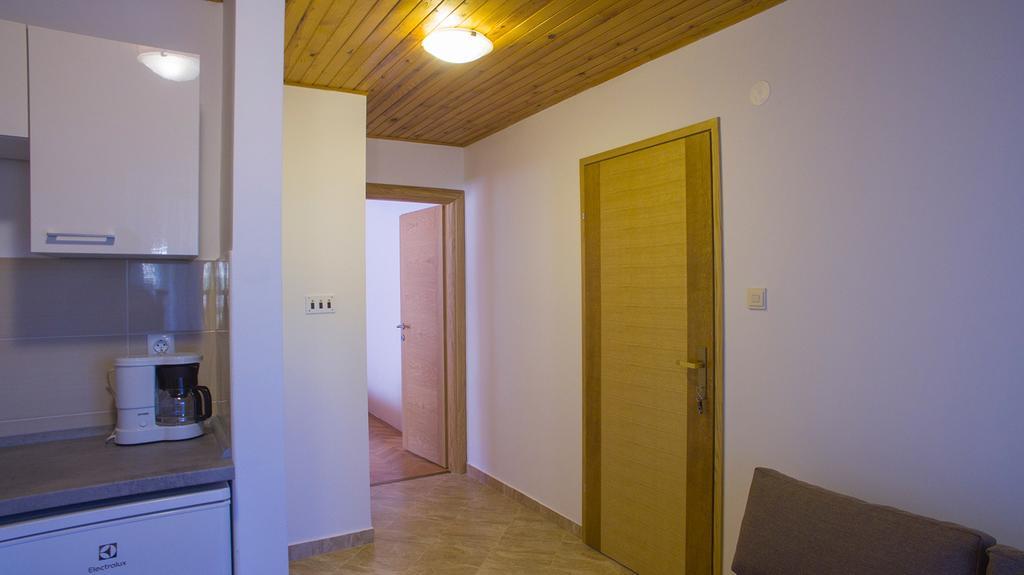 Apartment Ante K A1 Metajna Exterior foto